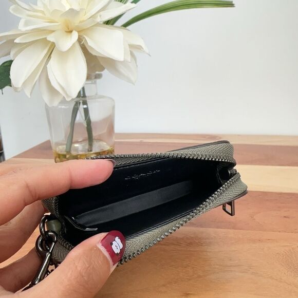 NWT Coach Leather Zip Card Case - Picture 6 of 6